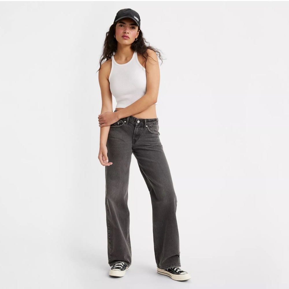 NWOT Low Loose Levi’s - wish me luck